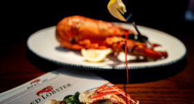 What should first-time diners know before ordering lobster?